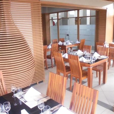 We Hotel & Suites Nairobi Extérieur photo