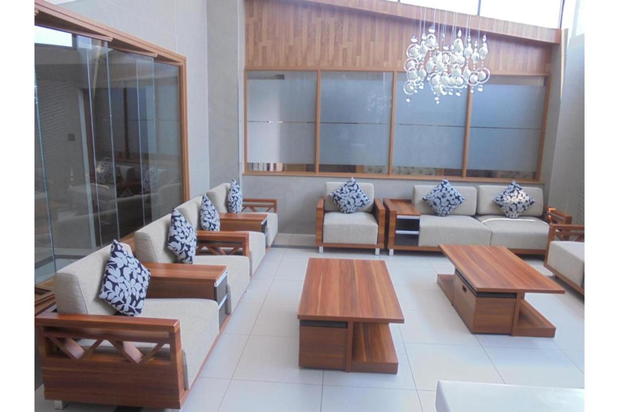 We Hotel & Suites Nairobi Extérieur photo