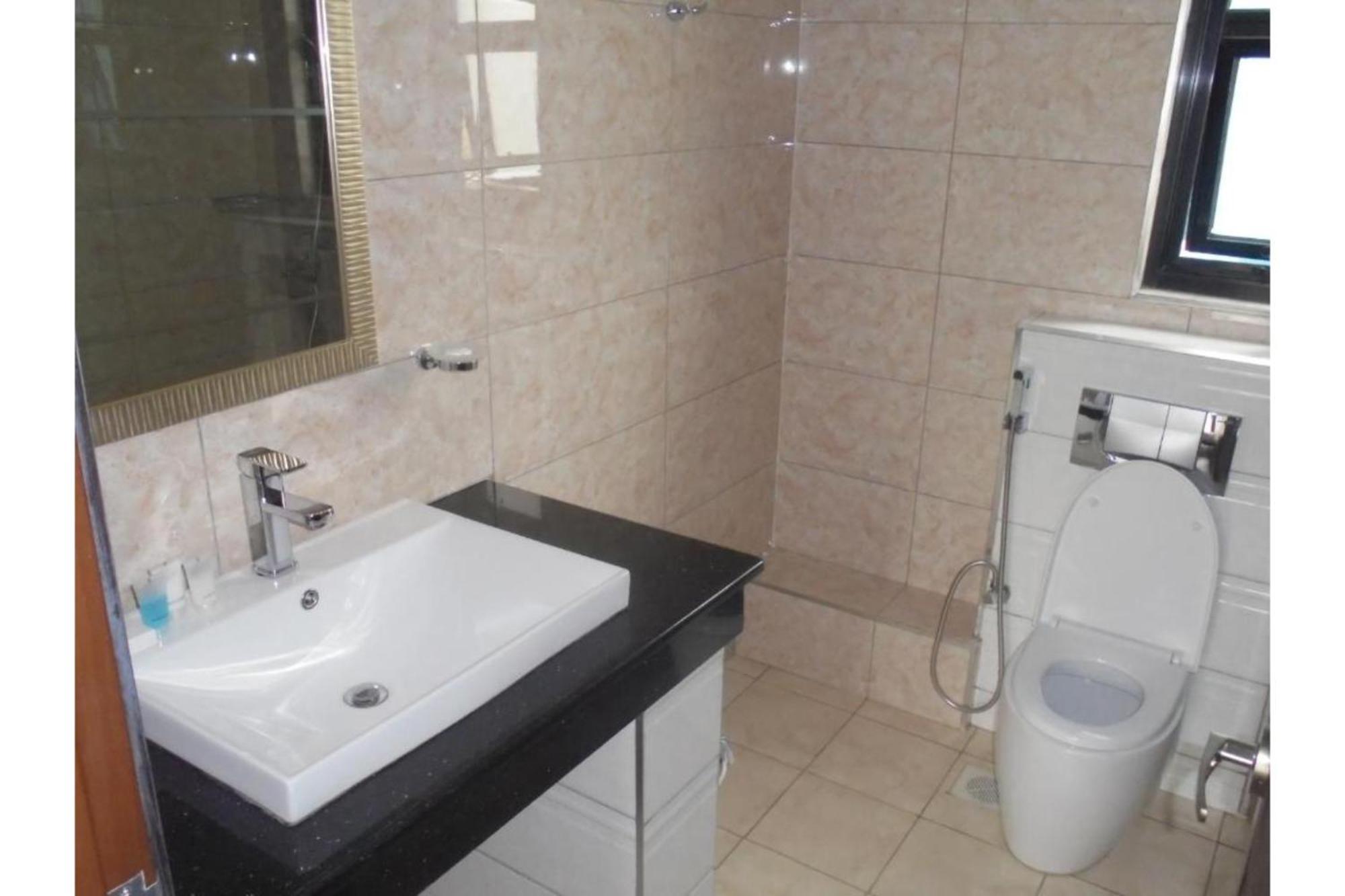 We Hotel & Suites Nairobi Extérieur photo