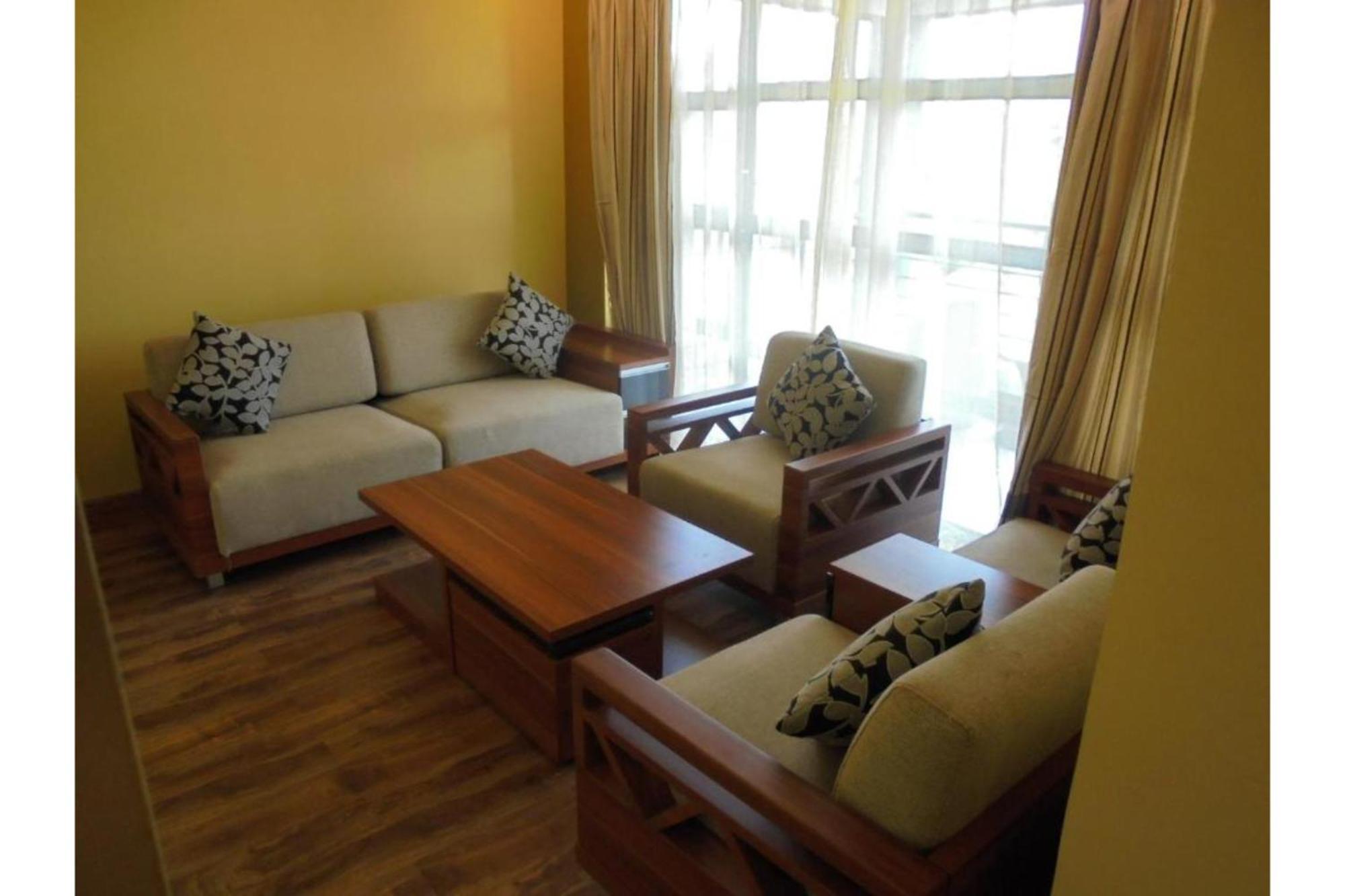 We Hotel & Suites Nairobi Extérieur photo