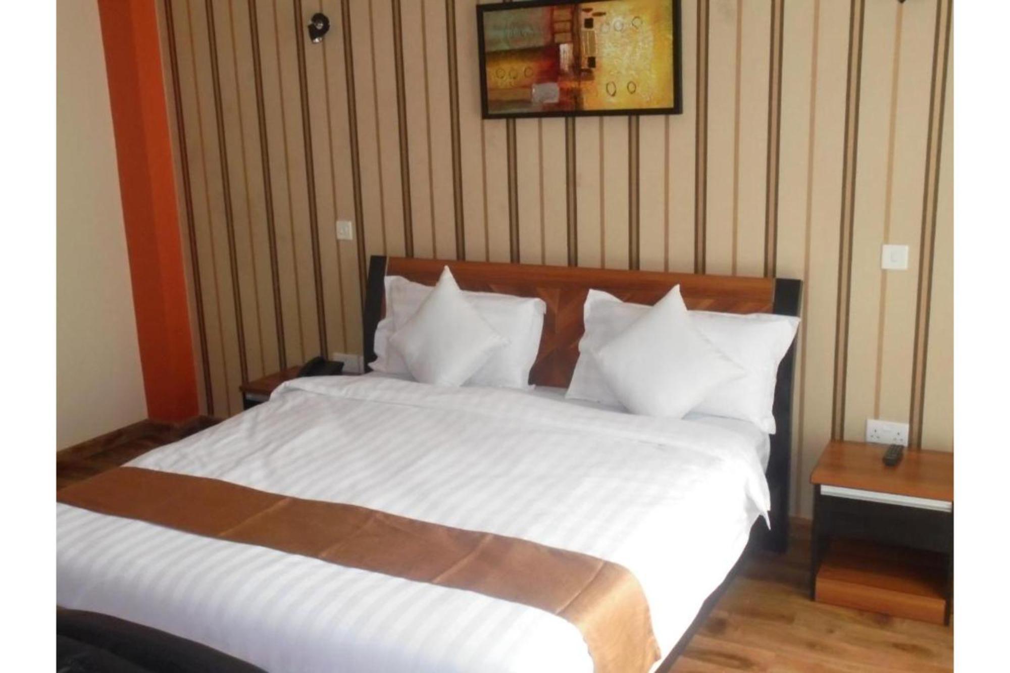 We Hotel & Suites Nairobi Extérieur photo